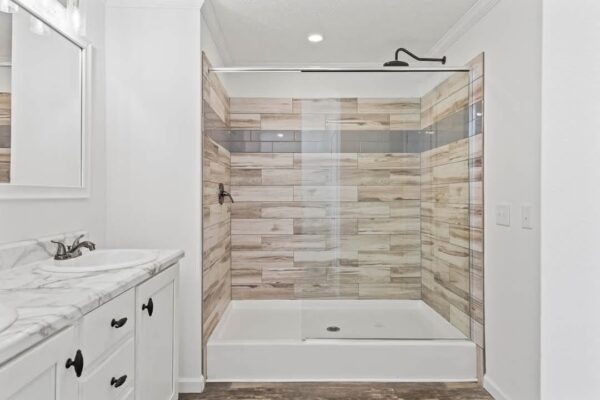 THE DELASHAW - Image 7